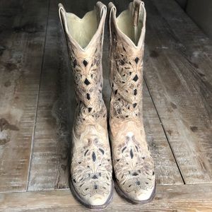 Corral women’s cowboy boot lace inlay